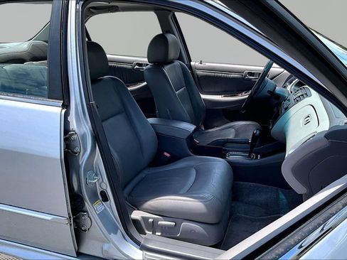 Used 2001 Honda Accord EX image 19