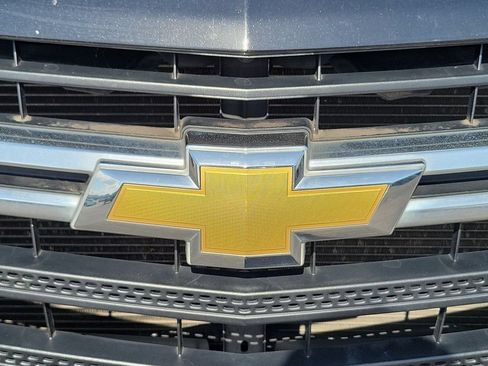 Used 2020 Chevrolet Traverse LS FWD image 28