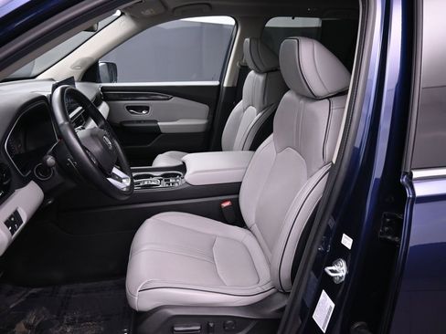 Certified 2024 Honda Pilot Elite image 19