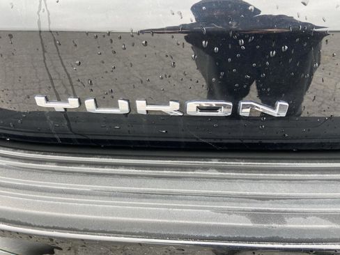 Used 2025 GMC Yukon Denali AWD/4WD image 38