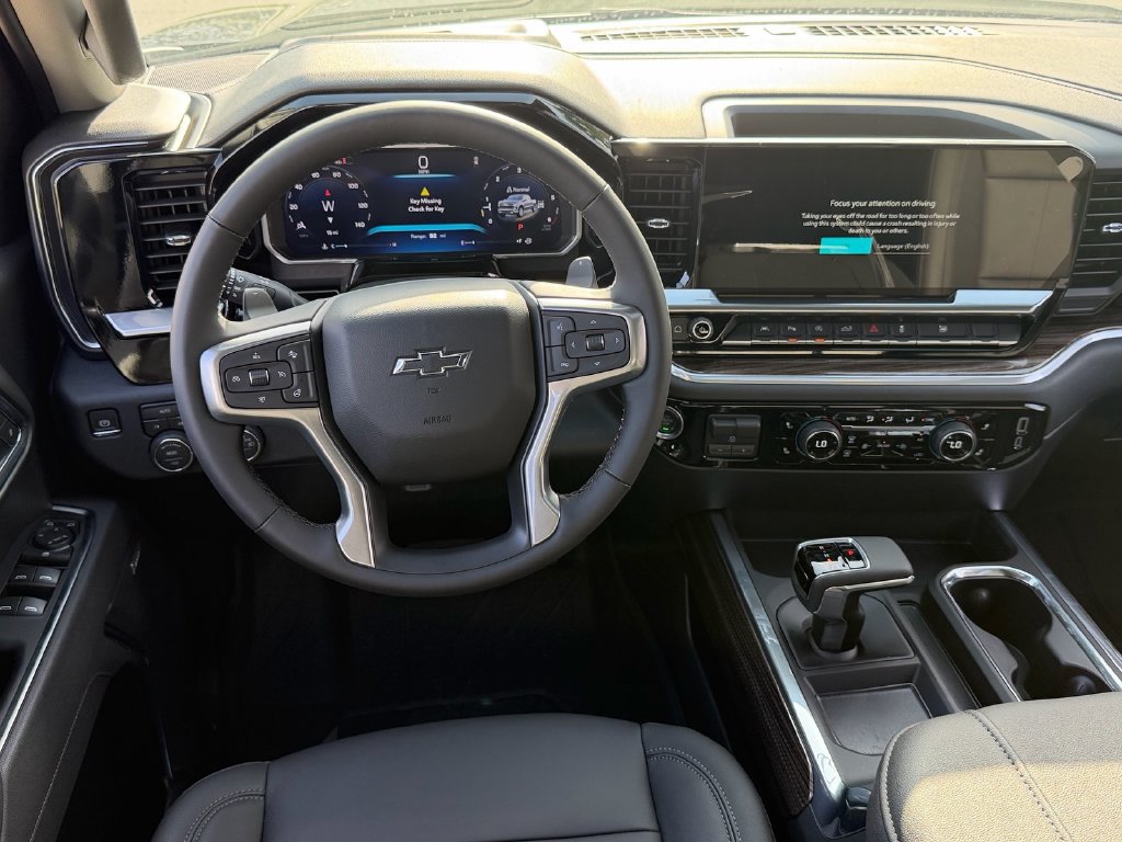 New 2026 Chevrolet Silverado 1500 RST w/ Redline Edition AWD/4WD image 9