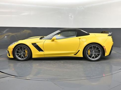 Used 2017 Chevrolet Corvette Z06 RWD image 10