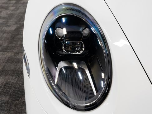 Used 2022 Porsche 911 Carrera image 26