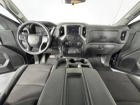 Used 2022 Chevrolet Silverado 1500 Custom AWD/4WD image 4
