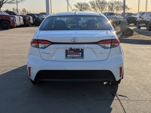 Used 2025 Toyota Corolla LE image 7