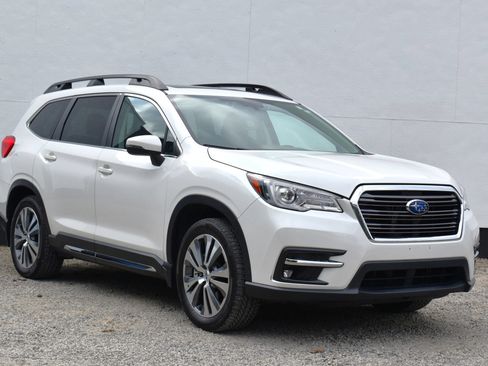 Used 2019 Subaru Ascent Limited AWD/4WD image 38
