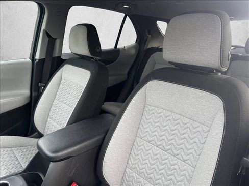 Used 2022 Chevrolet Equinox LT image 16