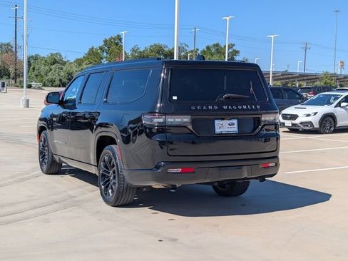 Used 2024 Jeep Grand Wagoneer L Series II w/ Quick Order Packagew 28T AWD/4WD image 4