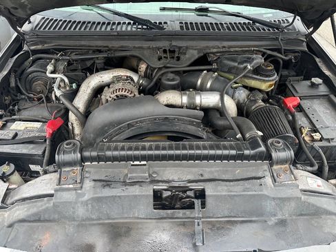 Used 2003 Ford F350 Lariat image 16