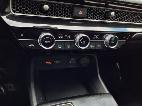 Used 2022 Honda Civic EX image 19