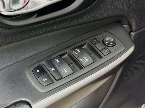 Used 2022 Jeep Cherokee Latitude Lux AWD/4WD image 18