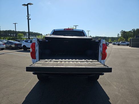 Used 2021 Toyota Tundra SR5 w/ SR5 Leather Package AWD/4WD image 16