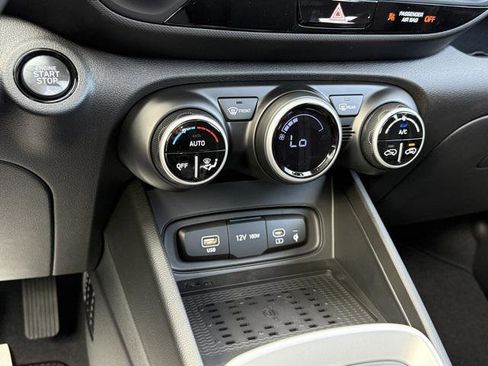 New 2026 Hyundai Venue SEL image 22