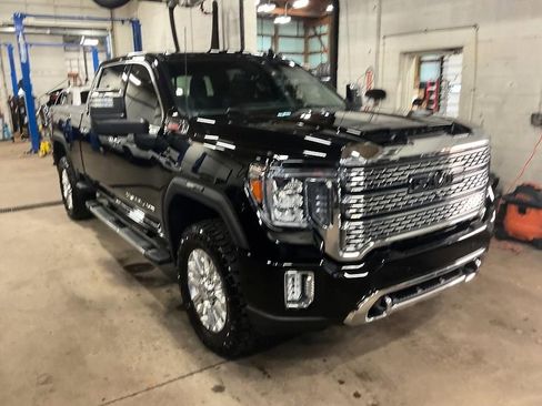 Used 2023 GMC Sierra 2500 Denali w/ Denali Ultimate Package AWD/4WD image 9