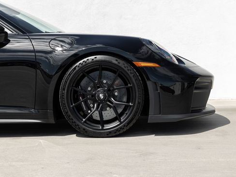 Used 2026 Porsche 911 GT3 RWD image 11