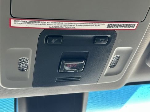 Used 2019 Toyota Camry LE image 16