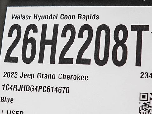 Used 2023 Jeep Grand Cherokee Limited w/ Trailer Tow Prep Group (B) AWD/4WD image 31