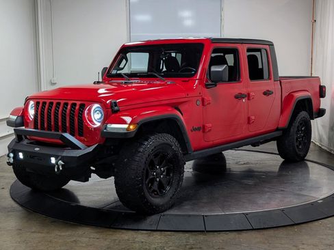 Used 2020 Jeep Gladiator Sport w/ Quick Order Package 24S image 4