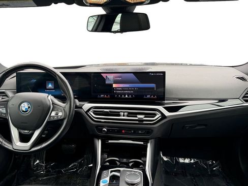 Used 2024 BMW i4 xDrive40i image 11