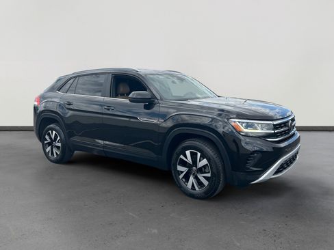 Used 2020 Volkswagen Atlas Cross Sport SE FWD image 7