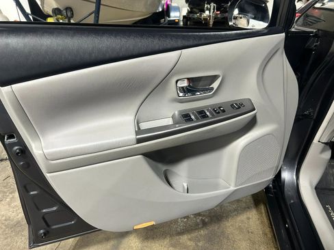 Used 2016 Toyota Prius V Four image 14