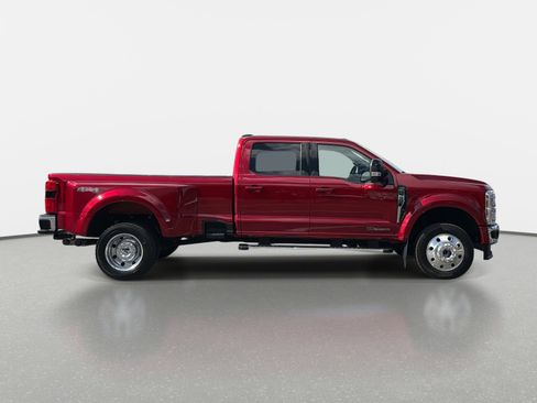 Used 2025 Ford F450 Lariat image 3
