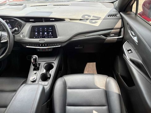 Used 2023 Cadillac XT4 Sport w/ Sun And Sound Package AWD/4WD image 30