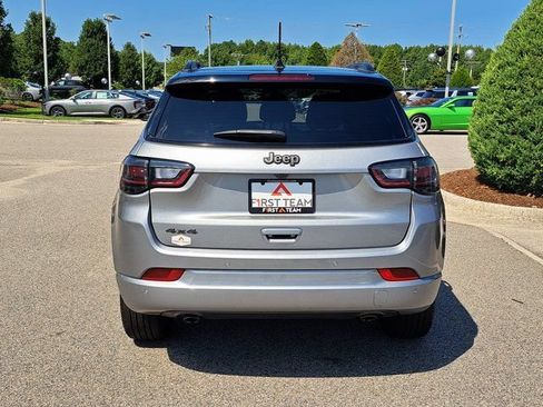 Used 2023 Jeep Compass High Altitude w/ Driver Assist Group I AWD/4WD image 6