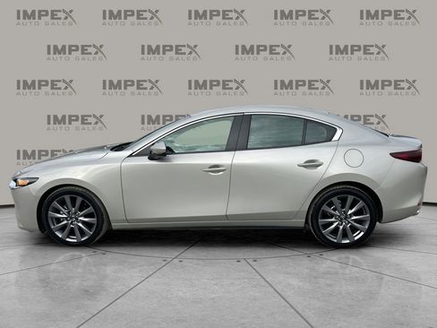 Used 2025 MAZDA MAZDA3 s image 2