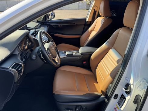 Used 2019 Lexus NX 300 FWD image 23