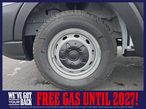 New 2026 Ford Transit 250 148 Medium Roof RWD image 31