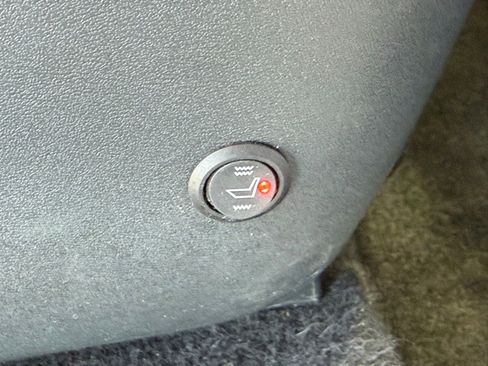 Used 2023 Nissan Rogue SV AWD/4WD image 24