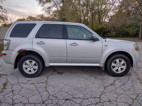 Used 2009 Mercury Mariner 4WD image 4