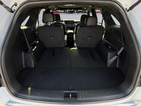 Used 2025 Nissan Rogue SV w/ Rock Creek Premium Package AWD/4WD image 23