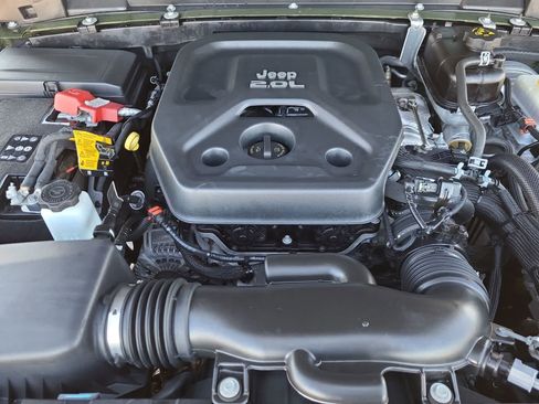 Used 2021 Jeep Wrangler Unlimited Sport image 17