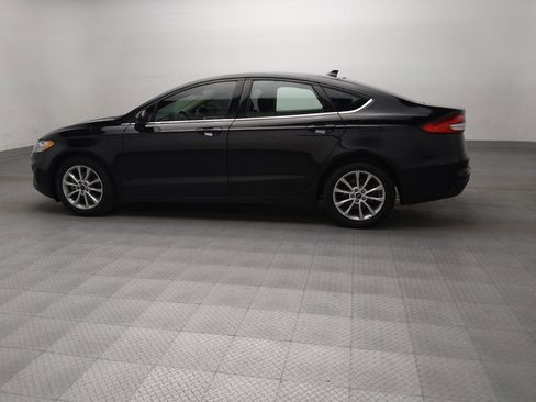 Used 2020 Ford Fusion SE FWD image 3