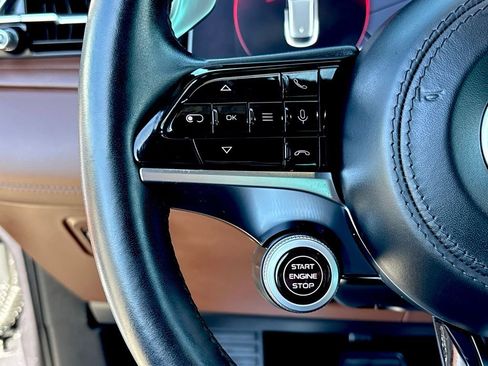 Used 2023 Maserati Grecale GT image 24