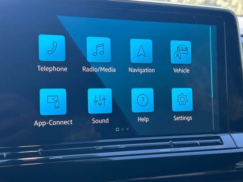 New 2026 Volkswagen Atlas Cross Sport SE image 15