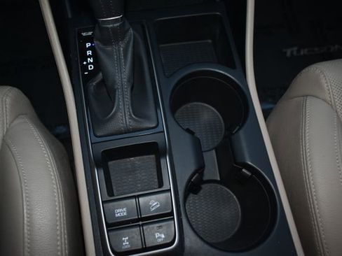 Used 2016 Hyundai Tucson Limited w/ Option Group 03 image 32