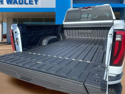 New 2026 GMC Sierra 2500 Denali Ultimate image 10