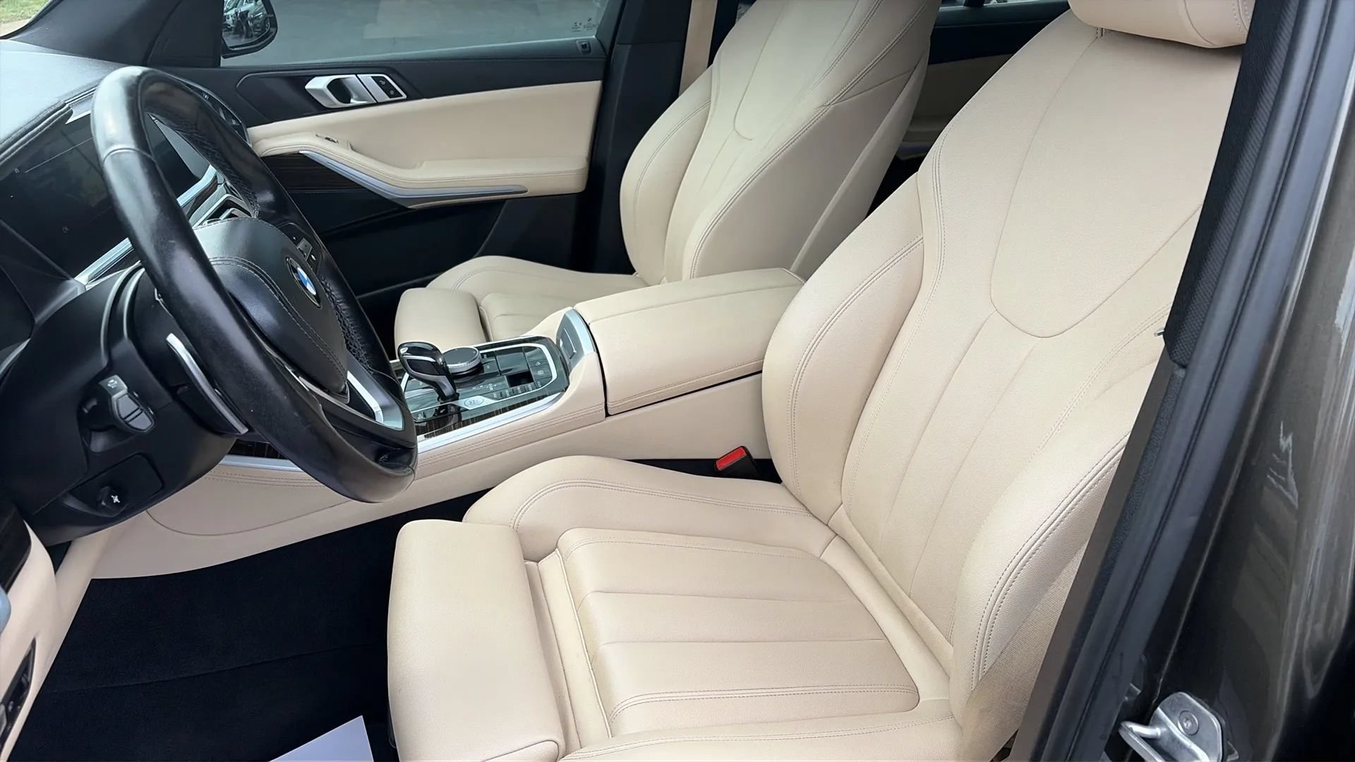 Used 2020 BMW X5 xDrive40i w/ Convenience Package AWD/4WD image 9