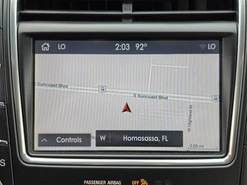 Used 2019 Lincoln Nautilus Reserve FWD image 28
