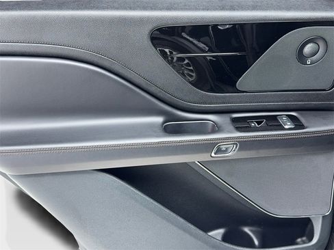 Used 2024 Lincoln Aviator Reserve w/ Equipment Group 201A image 47