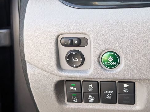 Used 2019 Honda Ridgeline RTL-E image 33