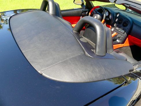 Used 2004 Dodge Viper SRT-10 image 99
