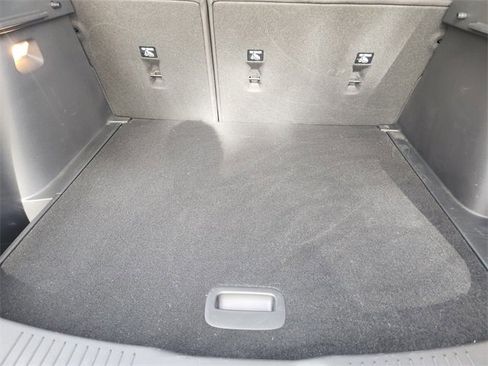 Used 2024 Buick Envista Sport Touring w/ Experience Buick Package image 32