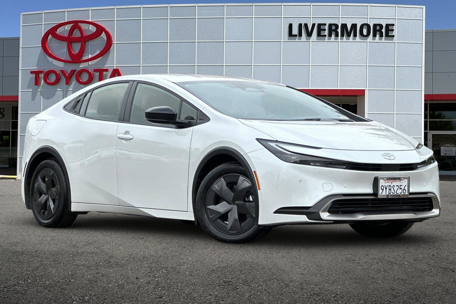 Certified 2026 Toyota Prius Plug-In Hybrid FWD image 2