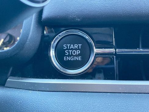 Used 2025 Mitsubishi Outlander ES image 21