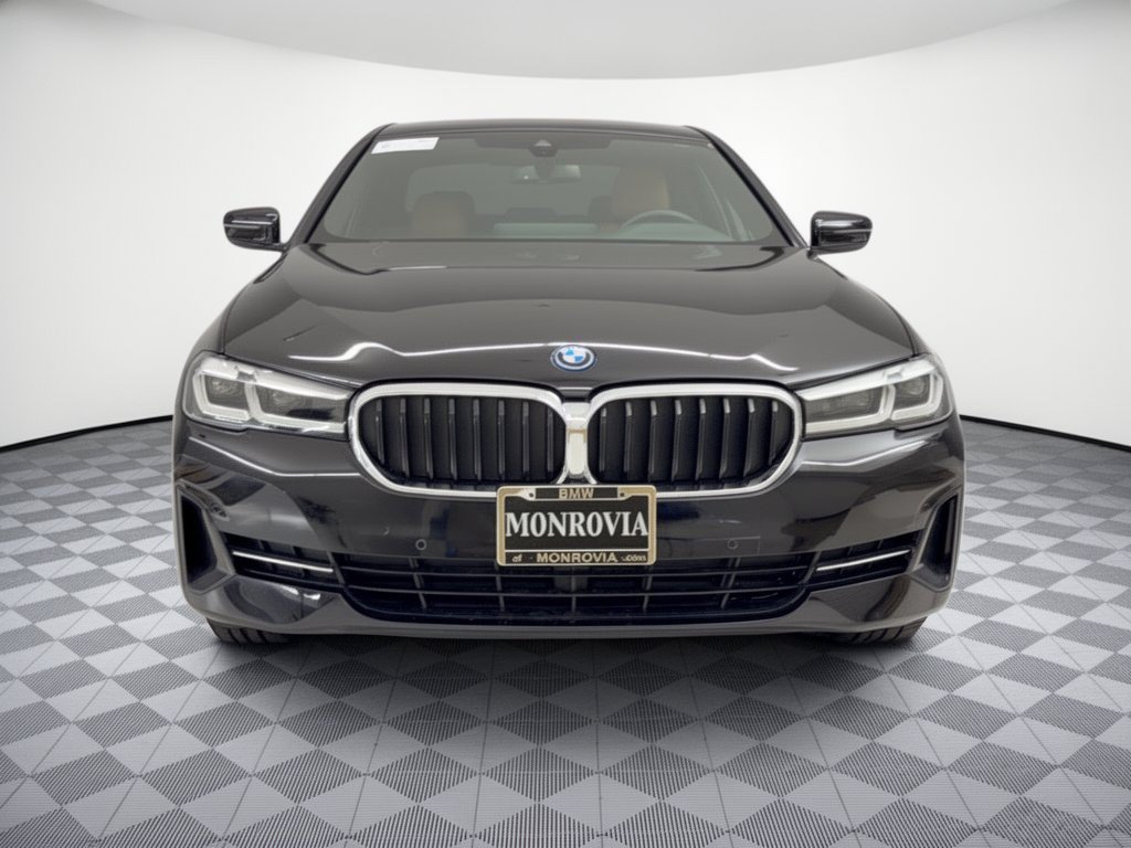 Used 2023 BMW 530e w/ Convenience Package RWD image 6