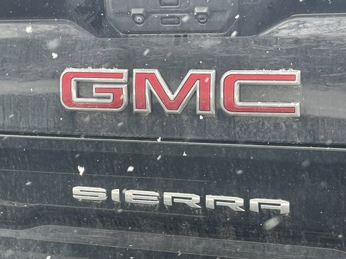 Certified 2022 GMC Sierra 1500 SLT w/ SLT Convenience Package image 21